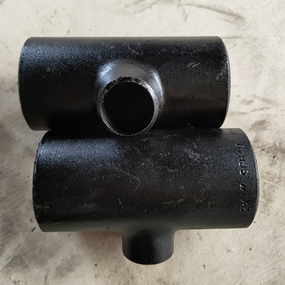 LC Payment Term Carbon Steel Pipe Fittings Socket Weld Connection Black Color
